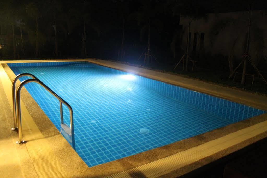 Jim Guesthouse Kanchanaburi Esterno foto